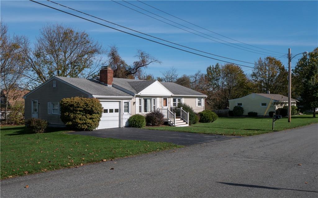 25 Philips Avenue, Middletown