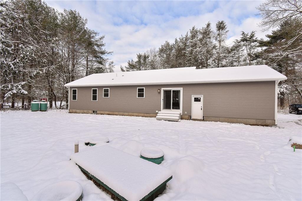 2144 Flat River Road, Coventry