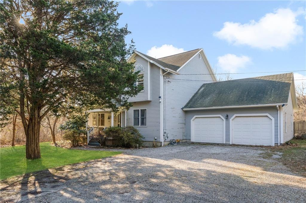 30 Chestnut Hill Road, South Kingstown