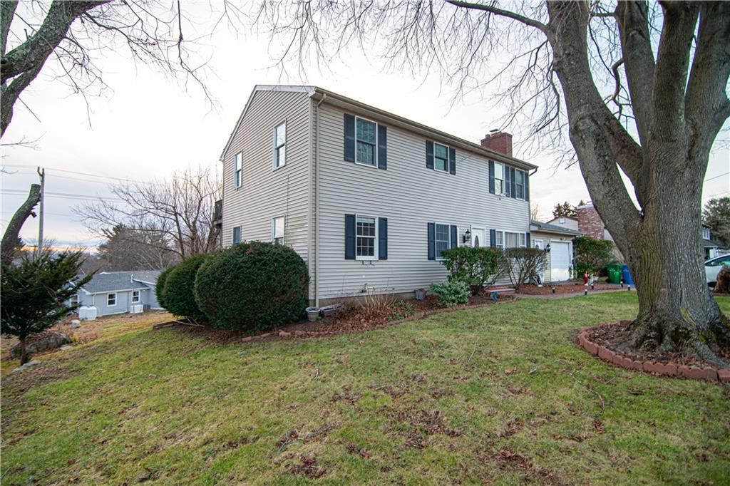 22 Eisenhower Place, South Kingstown