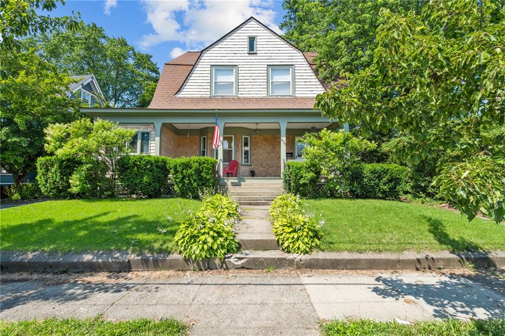 235 Pawtuxet Avenue, Cranston