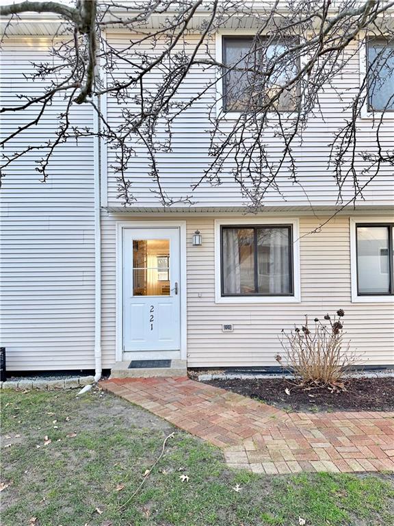 66 Girard Avenue, Unit#221, Newport