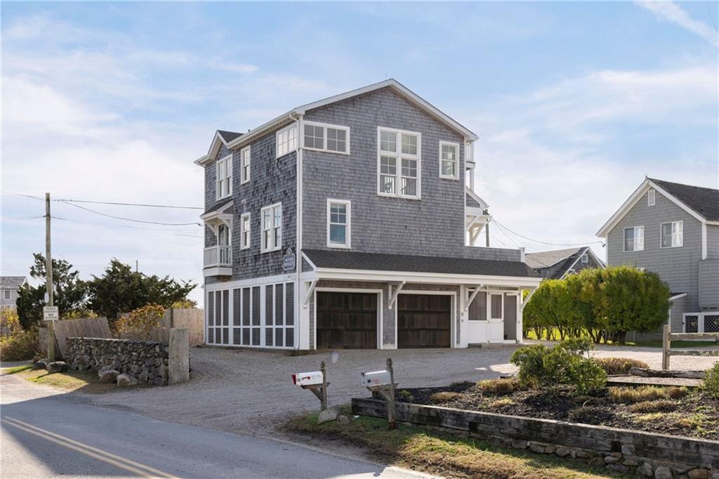 824 West Beach Road, Charlestown