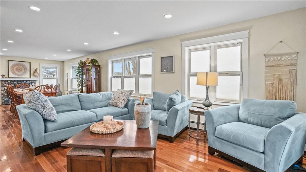 49 Wakefield Avenue, South Kingstown, RI 02879 MLS 1329820 Lila Delman