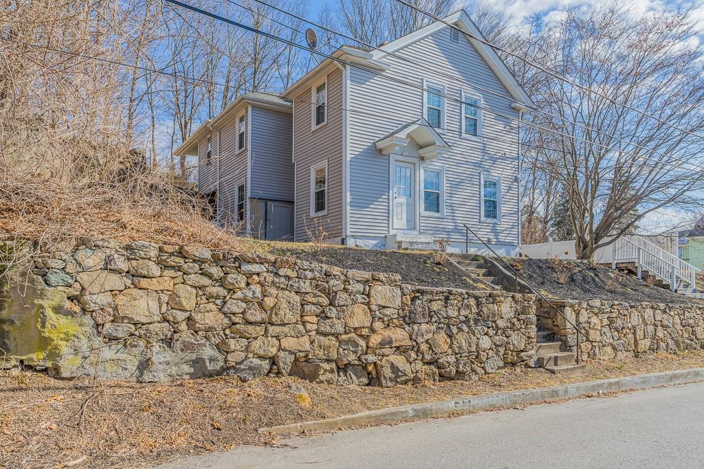 11 Sisson Street, West Warwick, RI 02893 MLS 1330082 Lila Delman