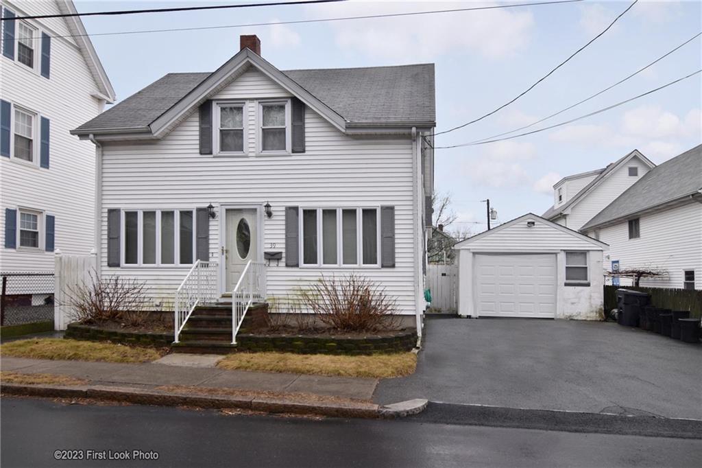 39 Orchard Street, East Providence