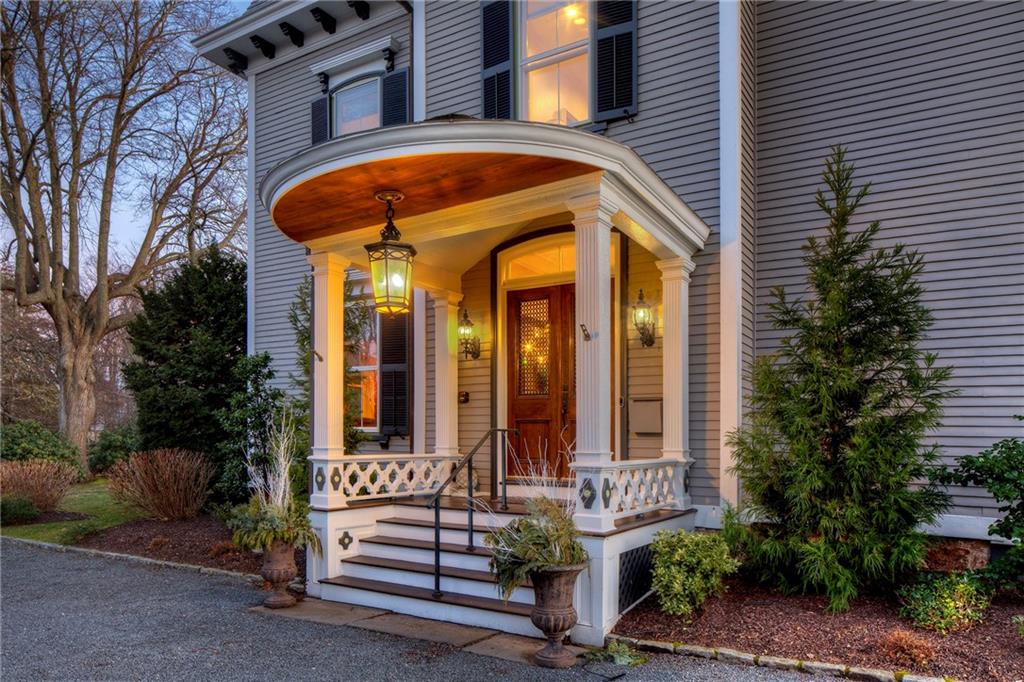 437 Bellevue Avenue, Newport