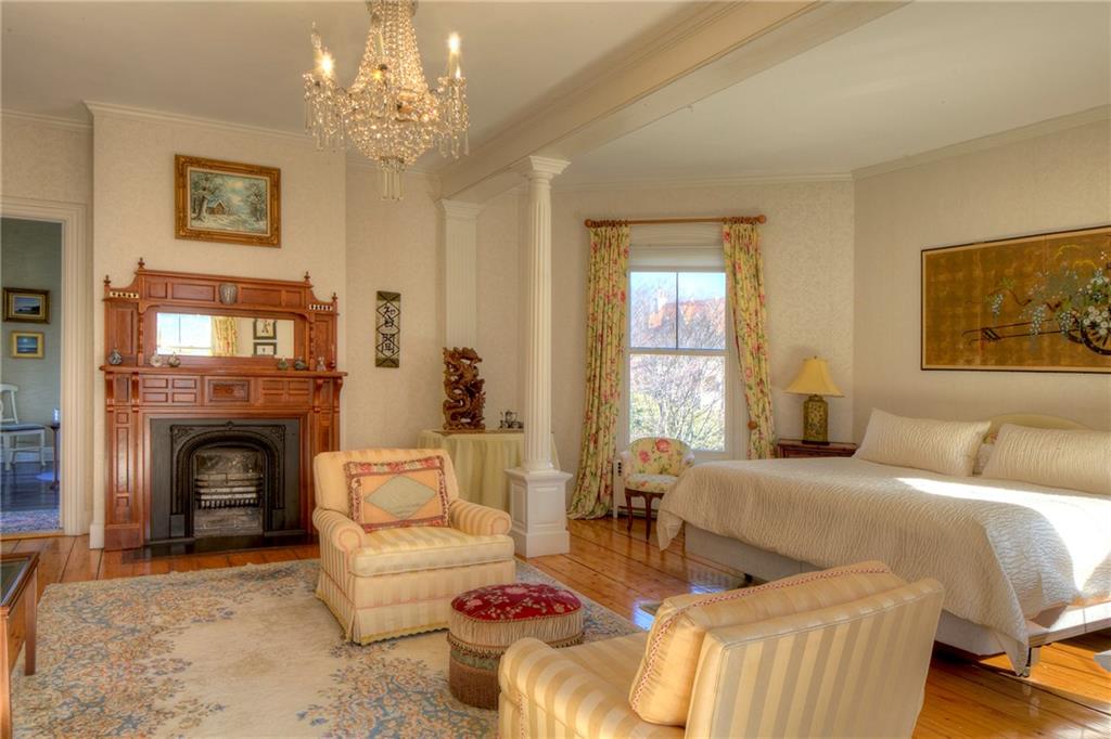 437 Bellevue Avenue, Newport