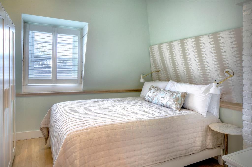 437 Bellevue Avenue, Newport