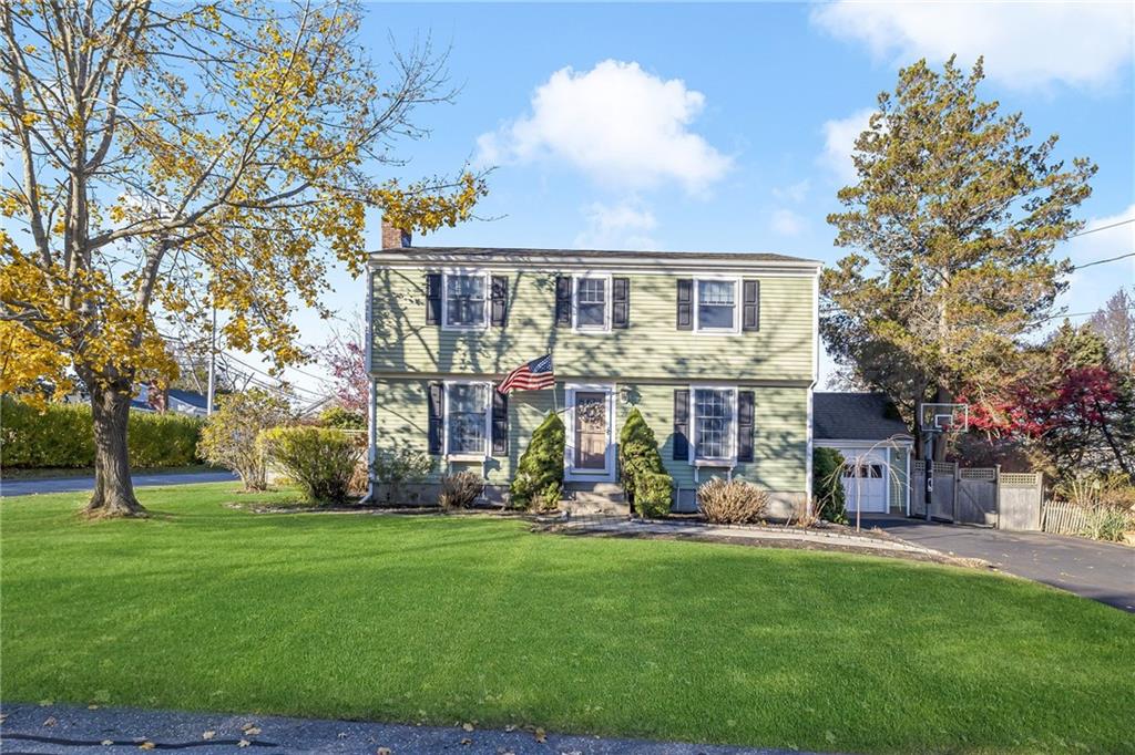29 Willow Avenue, Middletown