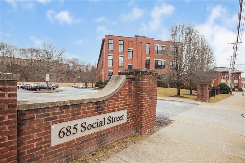 685 Social Street, Unit#101, Woonsocket