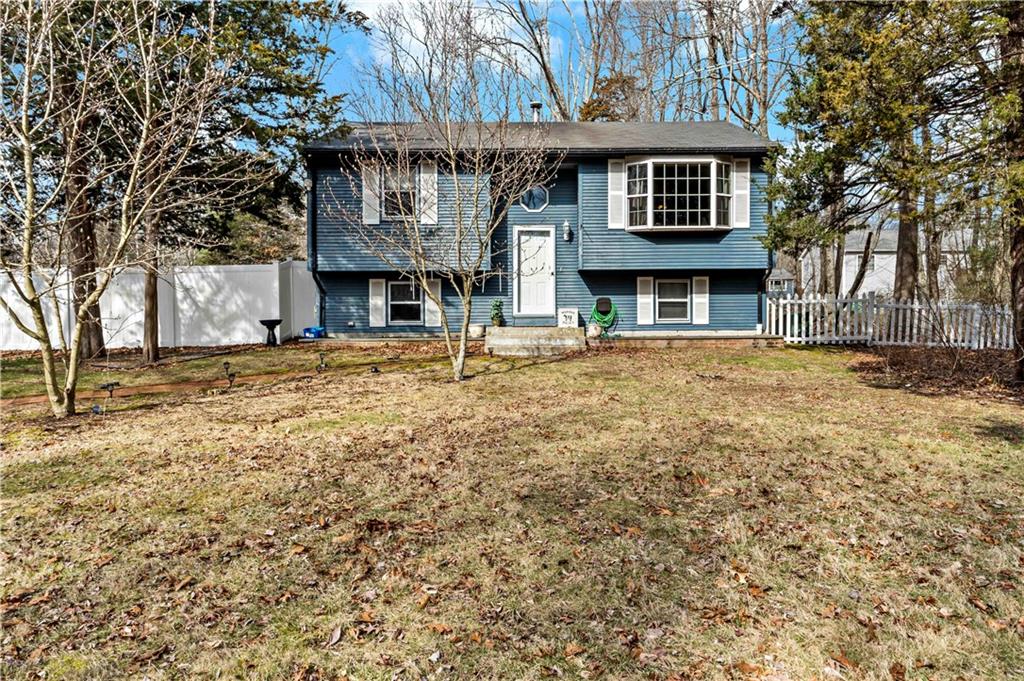 73 Pinecrest Drive, Exeter, RI 02822 MLS 1331318 Lila Delman