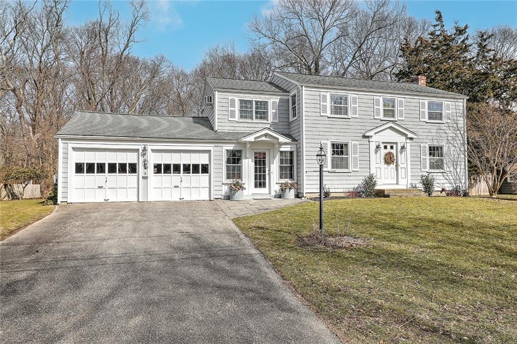 7 Lafayette Road, Barrington