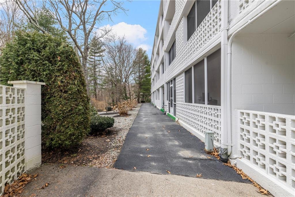 143 Hoffman Avenue, Unit#404, Cranston