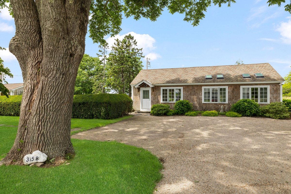 315C West Main Road, Little Compton, RI Lila Delman