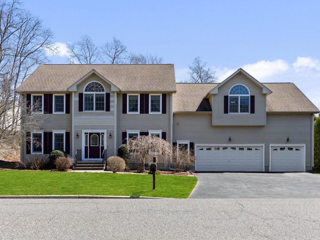 8 Logan Drive, Lincoln, RI 02865 MLS 1332294 Lila Delman