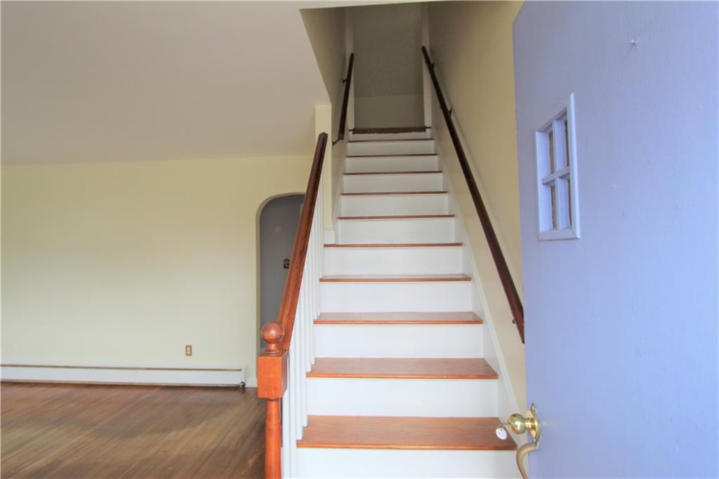 78 Jo Anne Avenue, Portsmouth