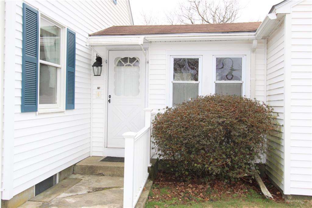 78 Jo Anne Avenue, Portsmouth