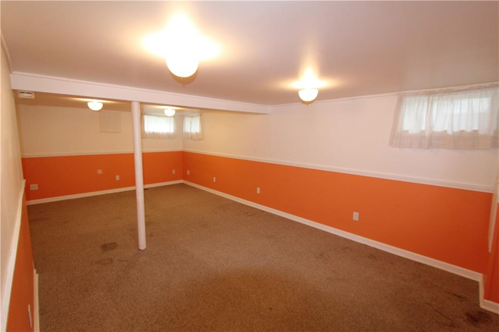 78 Jo Anne Avenue, Portsmouth