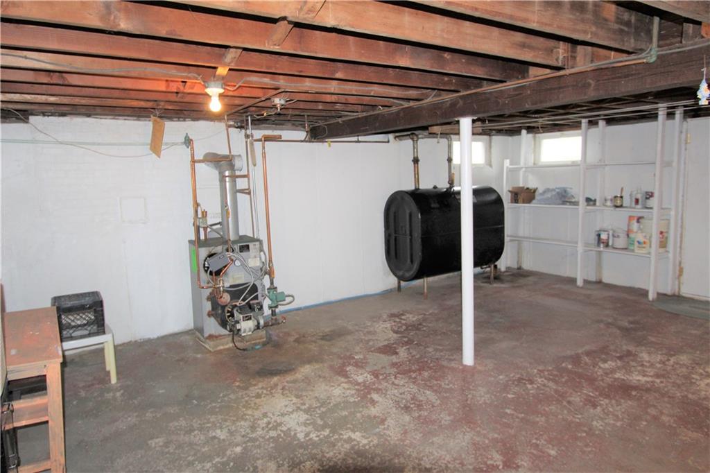 78 Jo Anne Avenue, Portsmouth