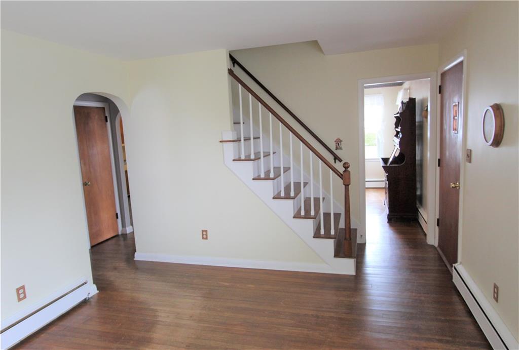 78 Jo Anne Avenue, Portsmouth
