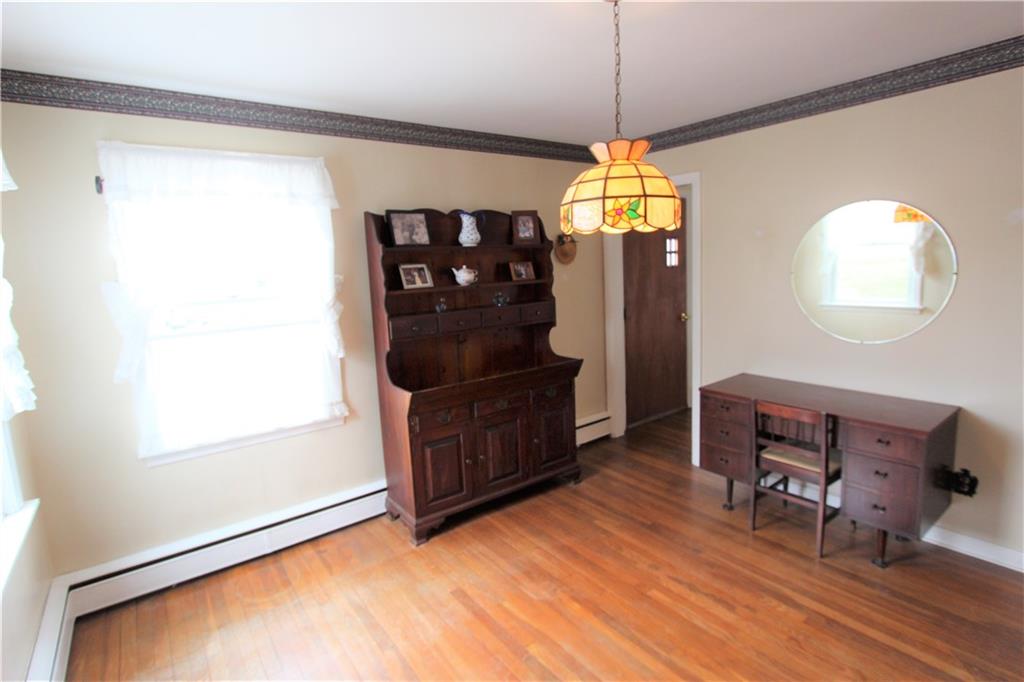 78 Jo Anne Avenue, Portsmouth