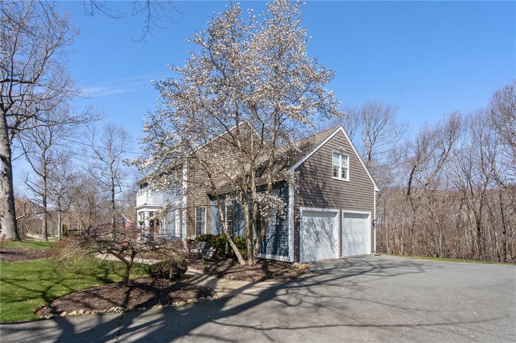 210 Douglas Drive, North Kingstown