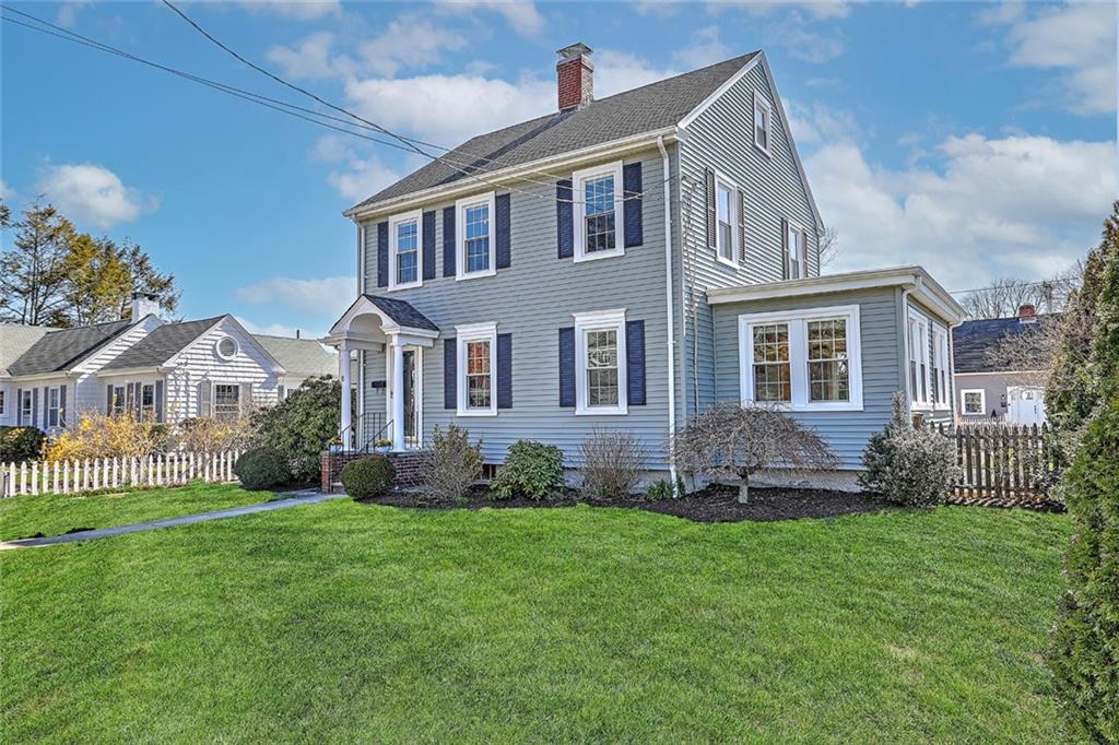 8 Weeden Avenue, East Providence