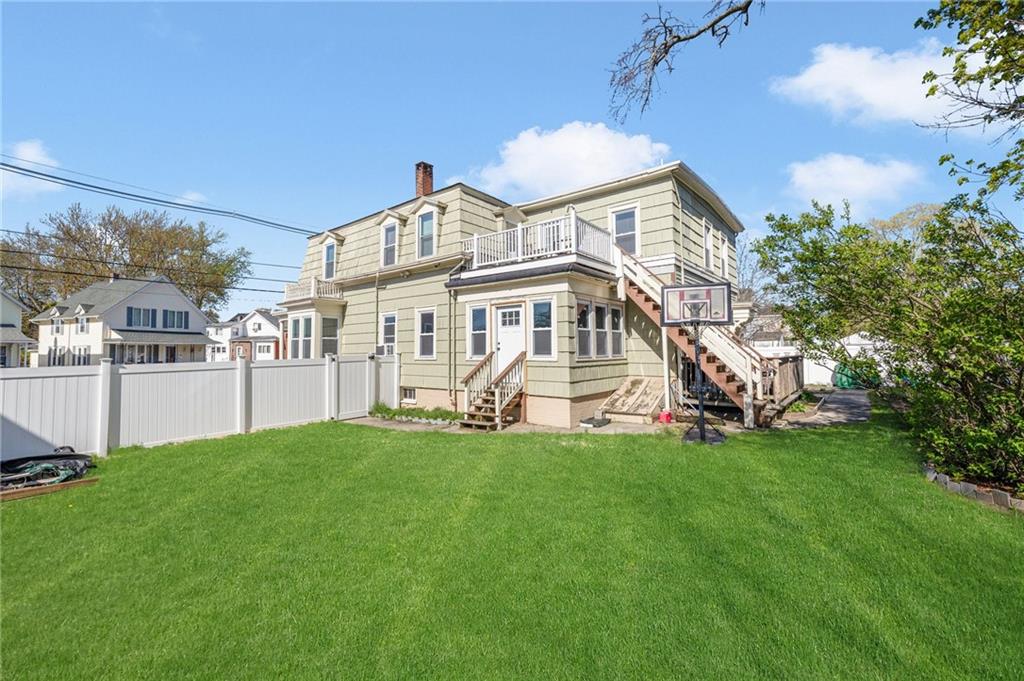 48 Lincoln Avenue, East Providence