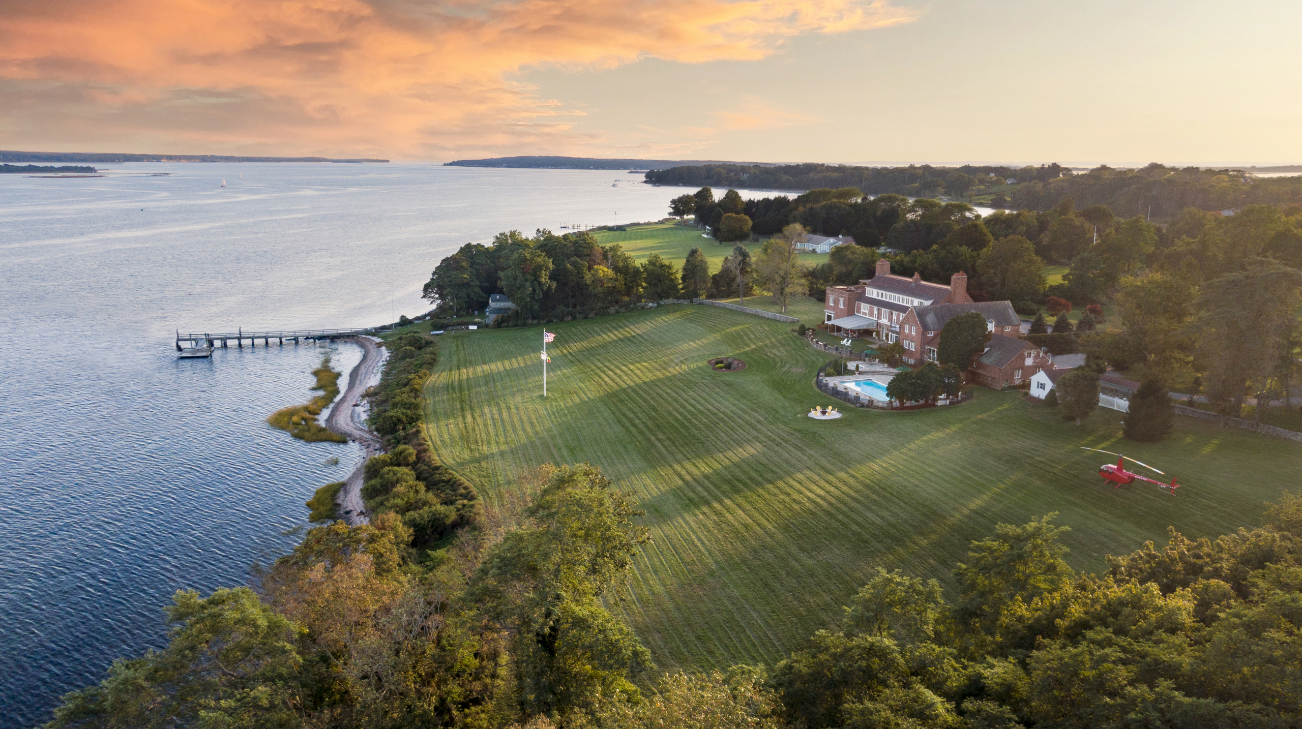 HOUSE OF THE WEEK: POPPASQUASH POINT ESTATE OFFERED FOR $6.95 MILLION