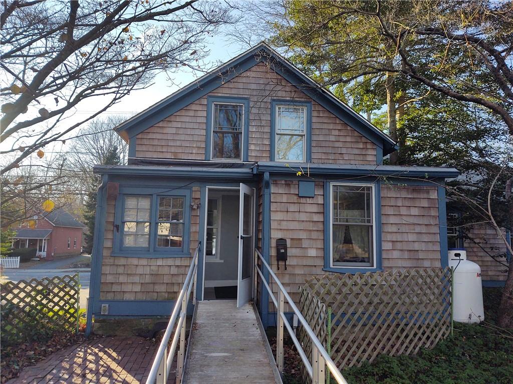 903 Kingstown Road, South Kingstown