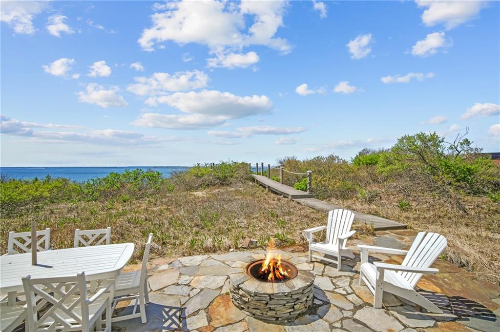 230 Sand Hill Cove Road, Narragansett