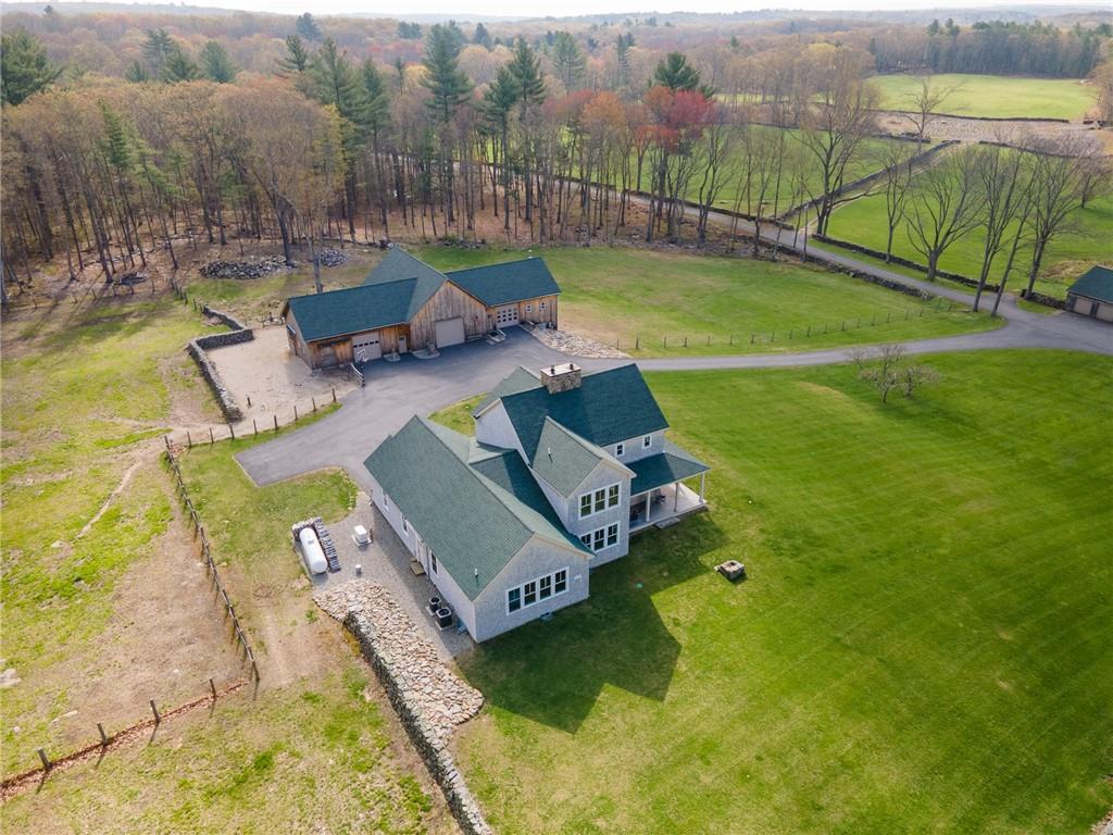 140 Evans Road, Glocester