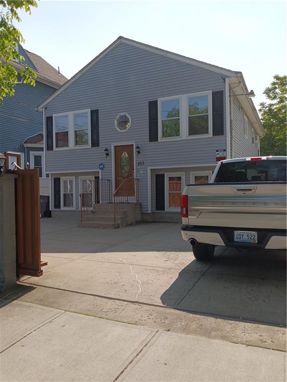 253 ster Avenue, Providence, RI 02909 MLS 1336191 Lila Delman