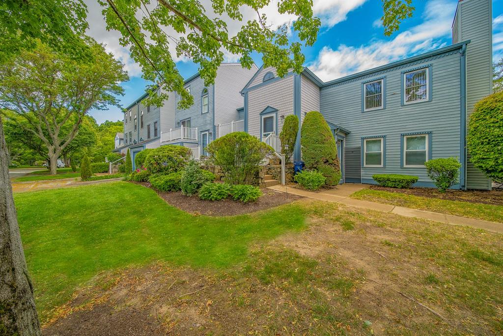 1 Willow Glen Circle, Unit#92, Warwick