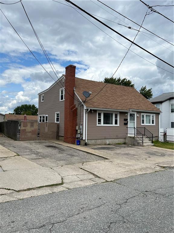 173 Pleasant Street, Cranston