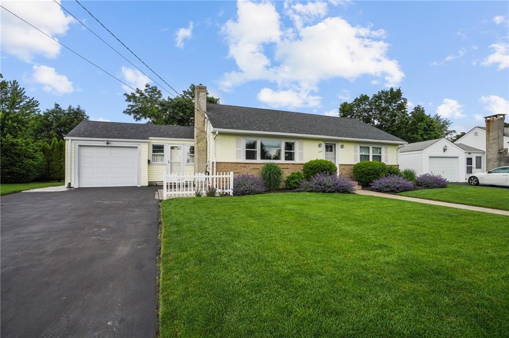 284 Poplar Drive, Cranston, RI 02920 MLS 1337981 Lila Delman