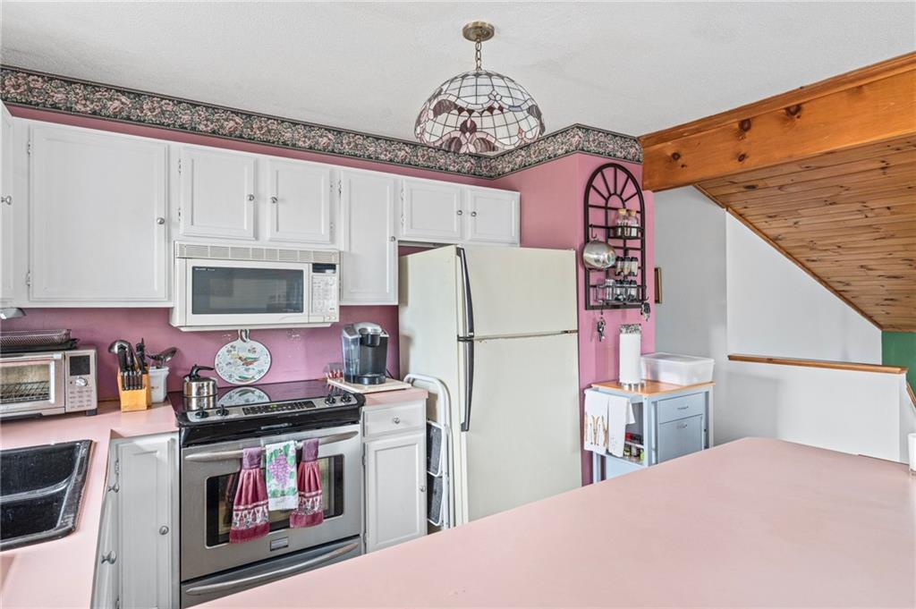 72 Camara Drive, Portsmouth, RI 02871 MLS 1338015 Lila Delman