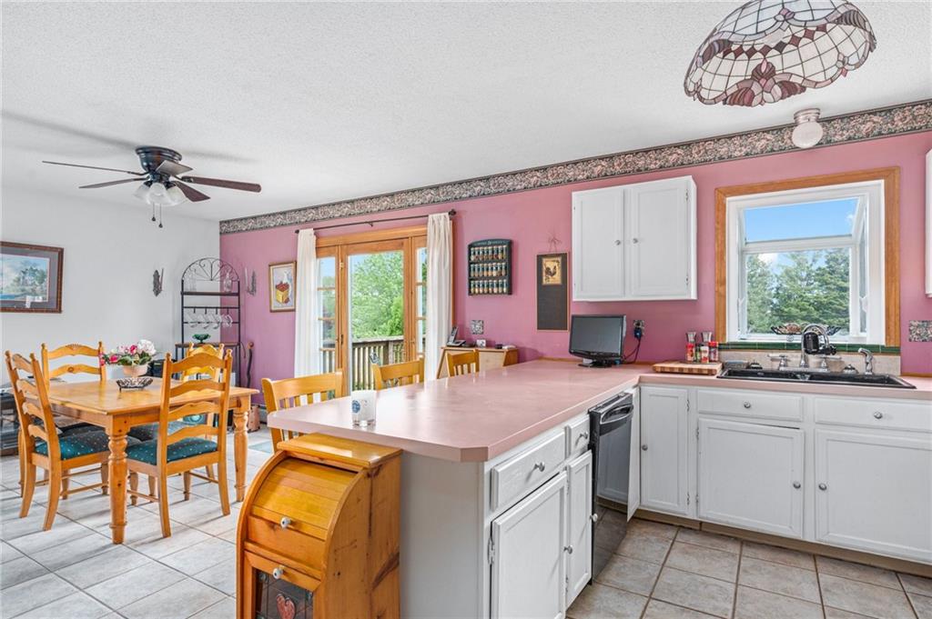 72 Camara Drive, Portsmouth, RI 02871 MLS 1338015 Lila Delman