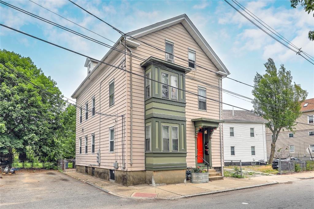 289 Grove Street, Providence, RI 02909 MLS 1338156 Lila Delman