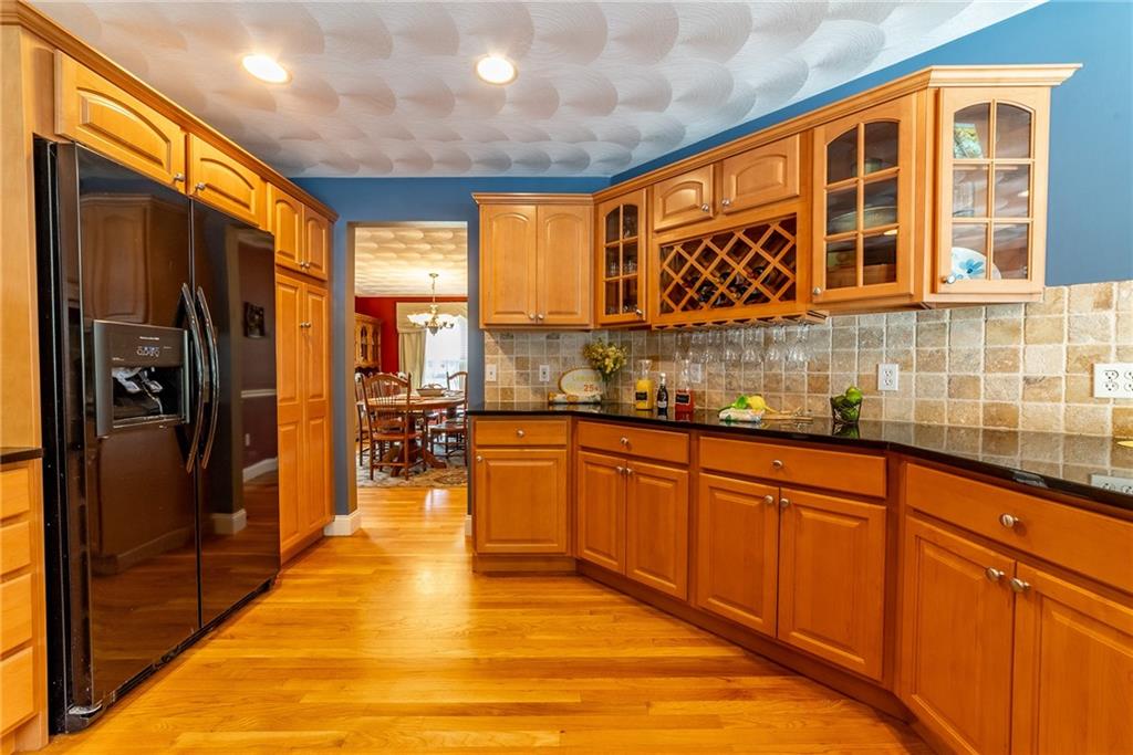 5 Weymouth Lane, Coventry, RI 02816 MLS 1338576 Lila Delman