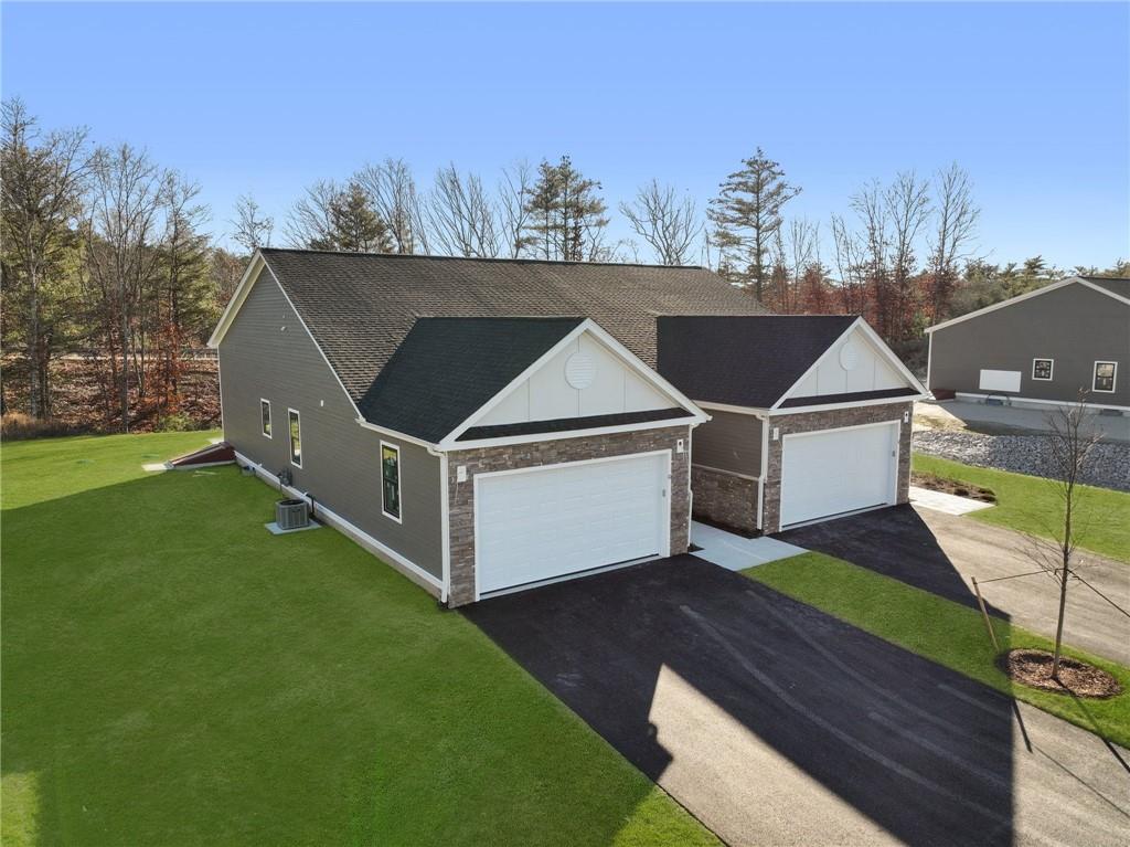 1 Overlook Lane, Glocester