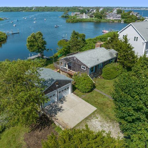 142 Prospect Road, South Kingstown