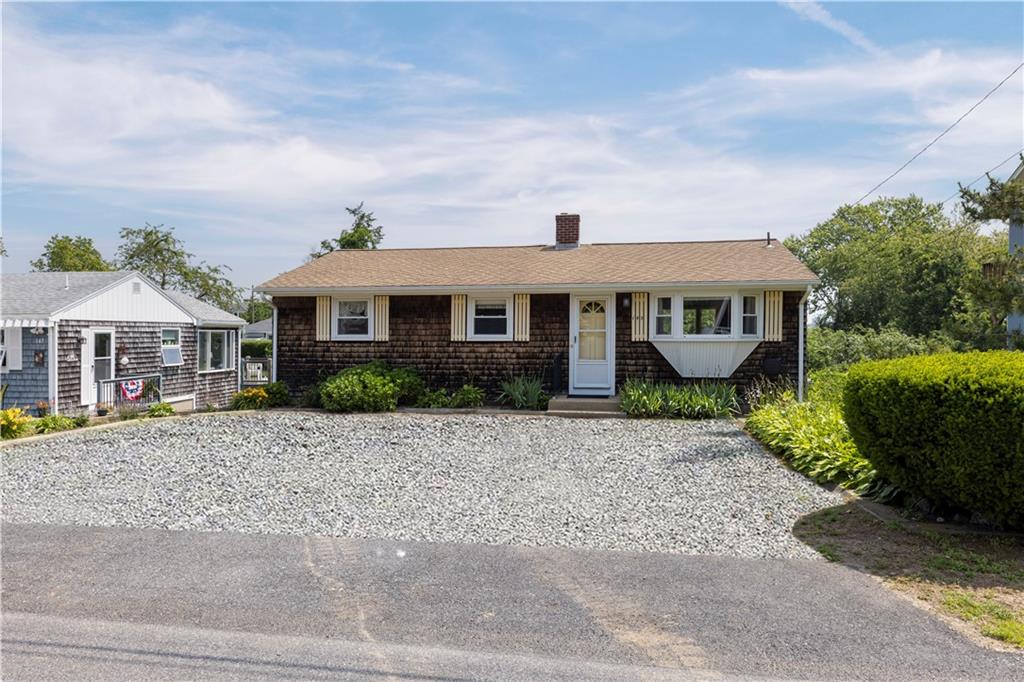 145 East Shore Road, Narragansett