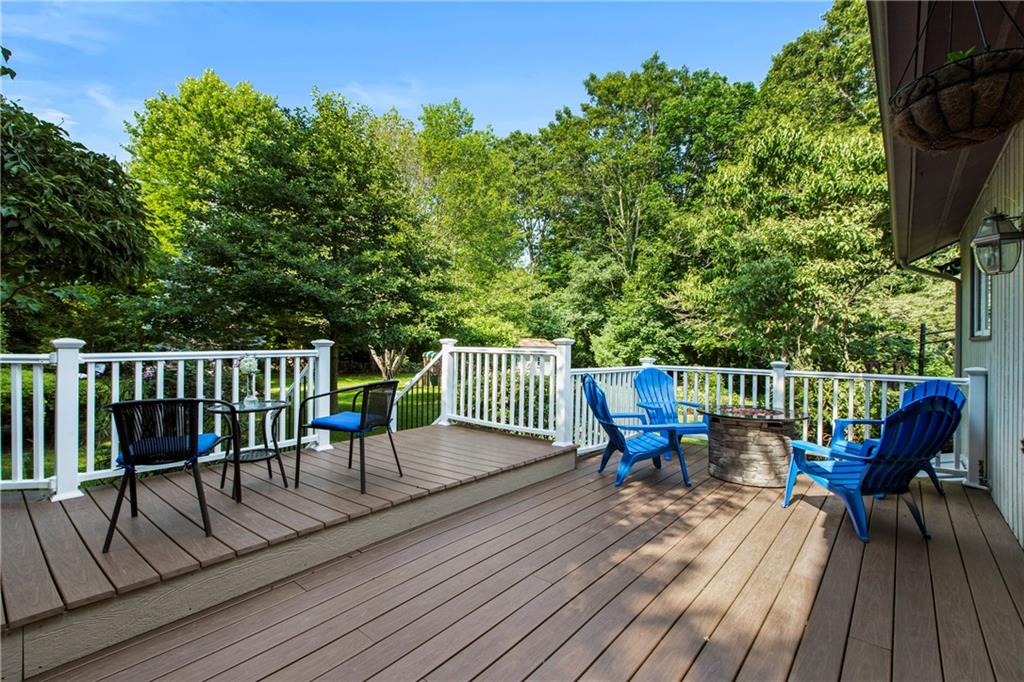 128 Captains Circle, Tiverton