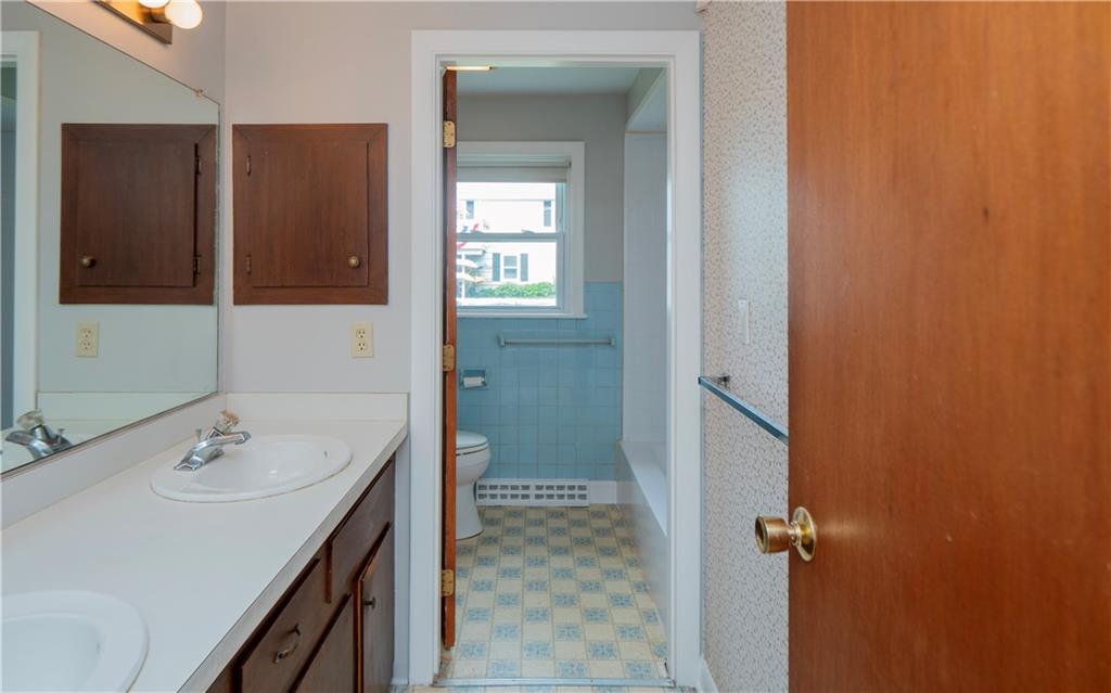 34 Valhalla Drive, Portsmouth, RI 02871 MLS 1339395 Lila Delman