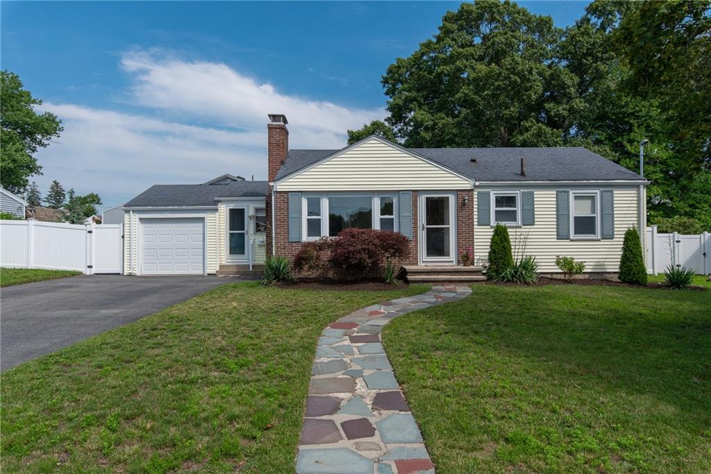 180 Plantation Drive, Cranston, RI 02920 MLS 1339397 Lila Delman