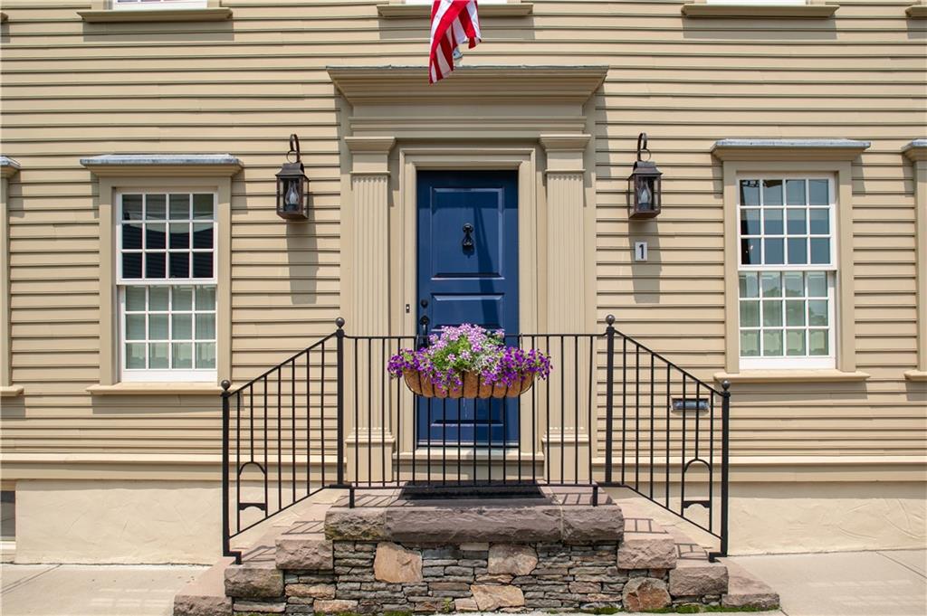 1 Elm Street, Newport