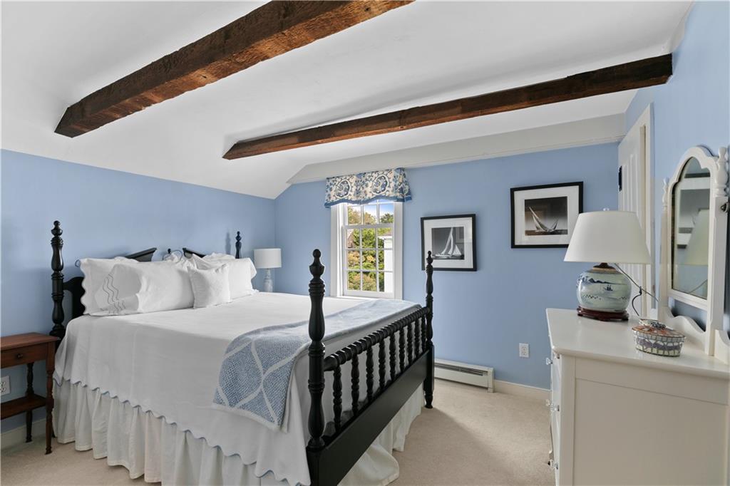 1 Elm Street, Newport