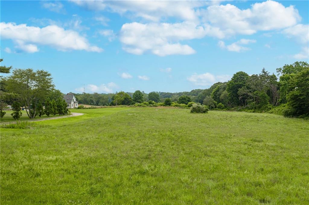 28 - D Edgewood Farm Road, South Kingstown